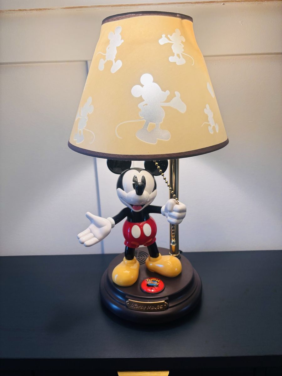 Vintage Disney Mickey Mouse Talking Lamp RARE!