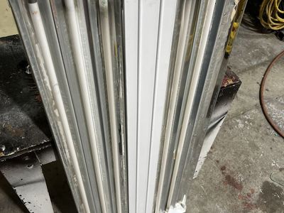 Commercial High Bay Light Fixtures USED 2 Pallets
