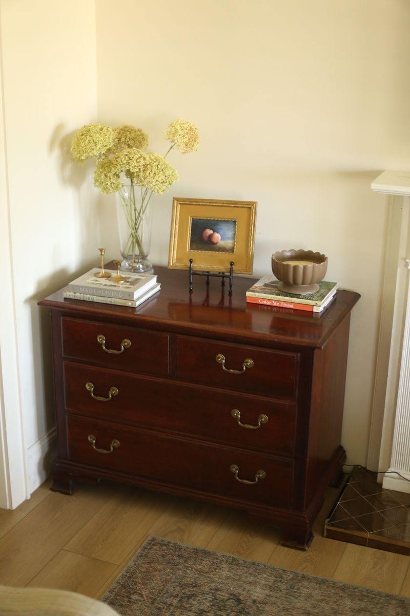 Main image 5