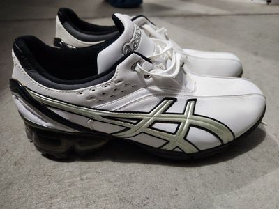 Asics golf shoes