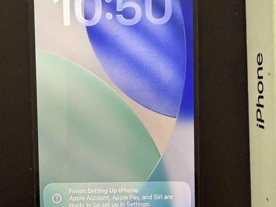Iphone 14 256gig ***Like New w/Box***
