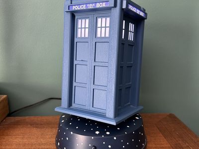 Hallmark TARDIS Doctor Who 60th Anniv Table Decor