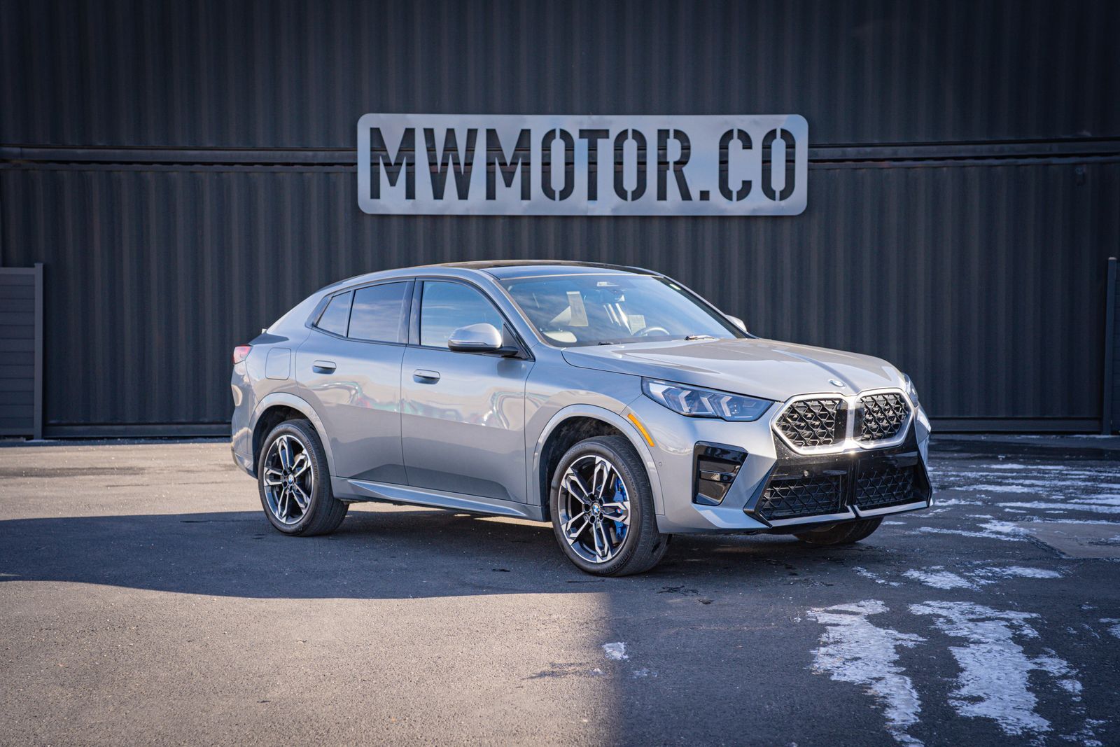 2025 BMW X2 xDrive28i