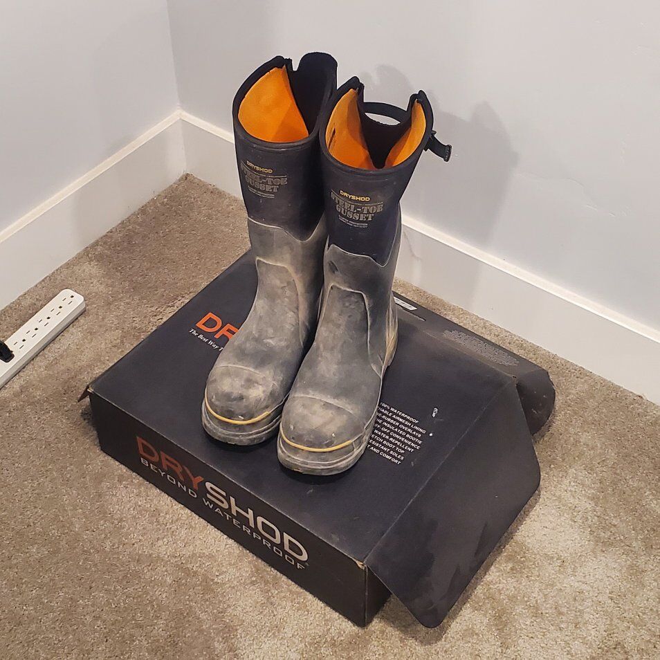 DRY SHOD MUCK BOOTS