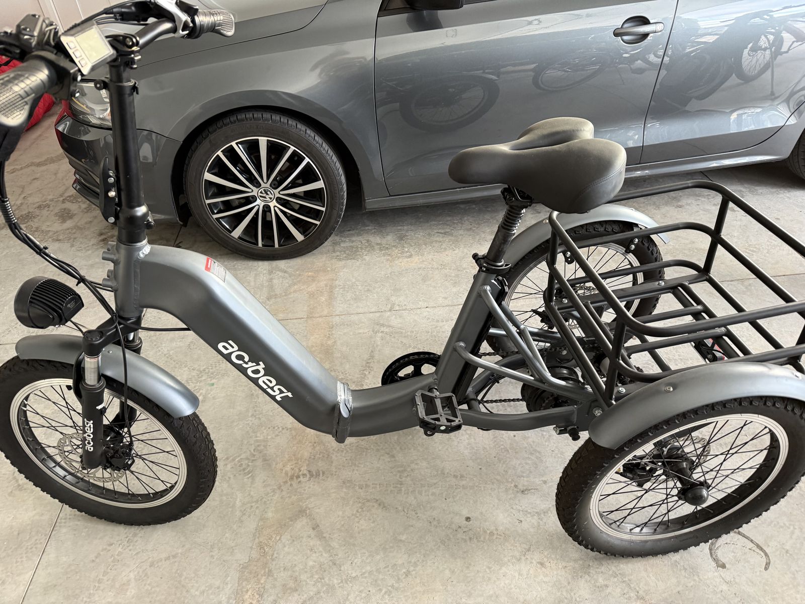 Electric trike