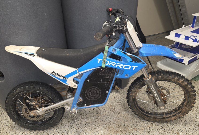 Torrot Kids Motocross Electric Dirt Bike with Charger