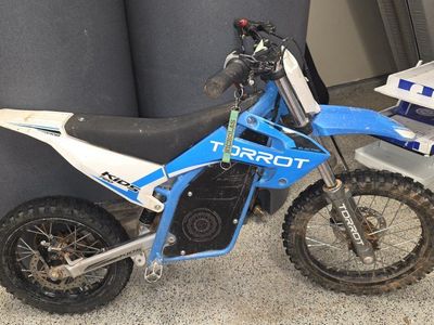 Torrot Kids Motocross Electric Dirt Bike with Charger
