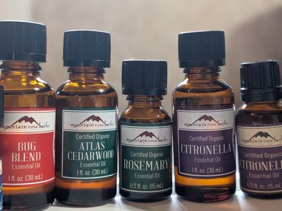 Premium essential oils from Mountain Rose Herbs! 10 bottles!