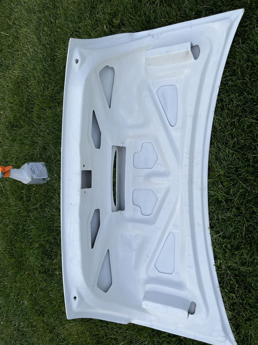 Main image 3