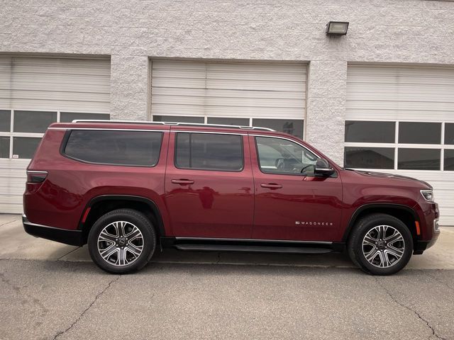 2025 Jeep Wagoneer L Base