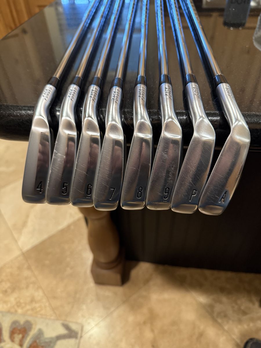 SRIXON ZX4 IRONS