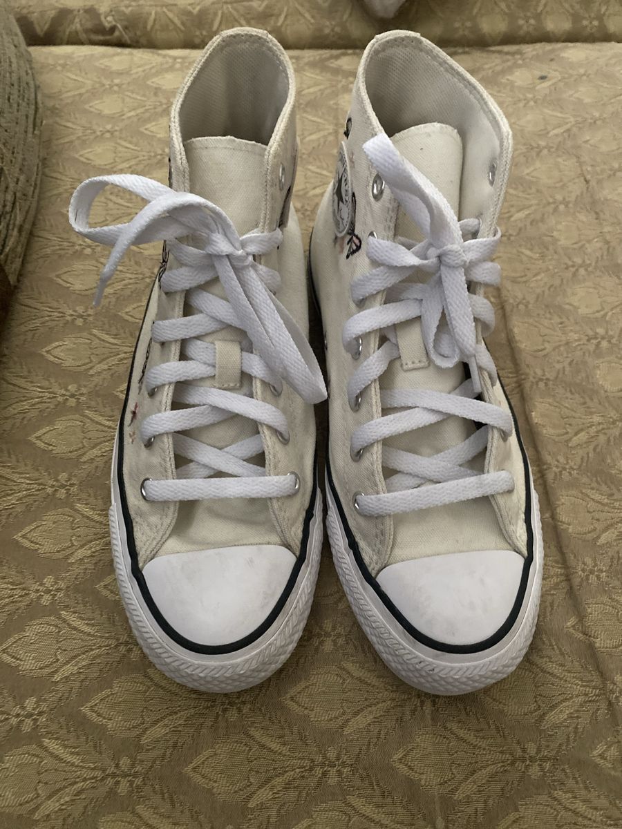 Converse Chuck Taylor All Star High Top Sneakers Butterfly Embroidered 