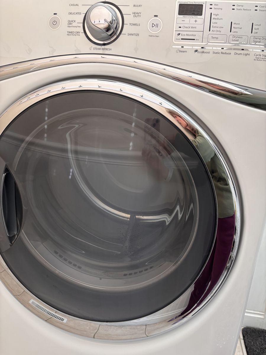 Whirlpool Duet "GAS" Front Load Dryer with Steam Option With Pedestal