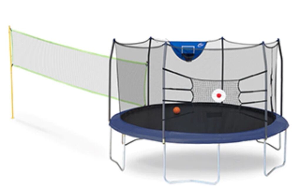 Trampoline Enclosure with volleyball net