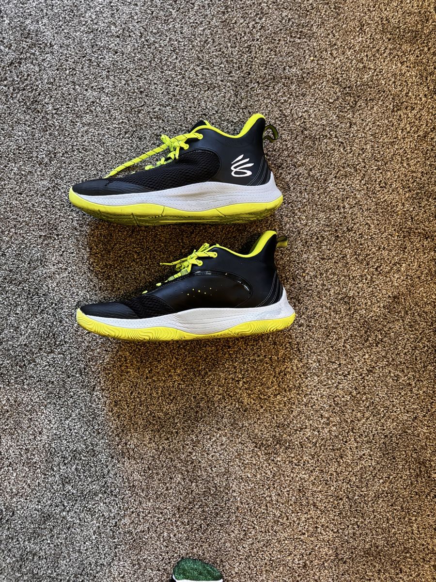 Under Armour Curry Flow 8 Basketball Shoes Black/Neon Yellow Men's Size 12