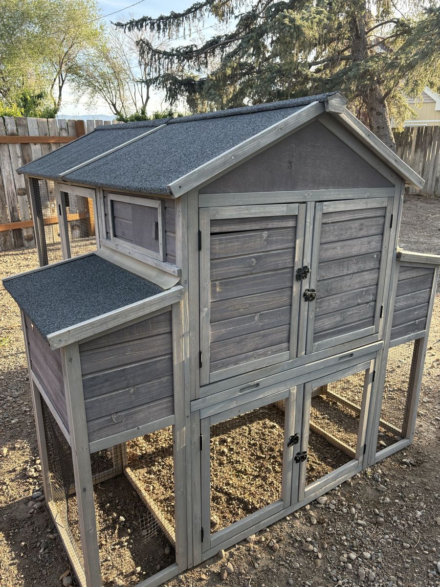 Chicken coop