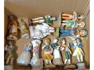 Vintage Figurine / Statue - $5 = 1 __ ceramic, porcelain