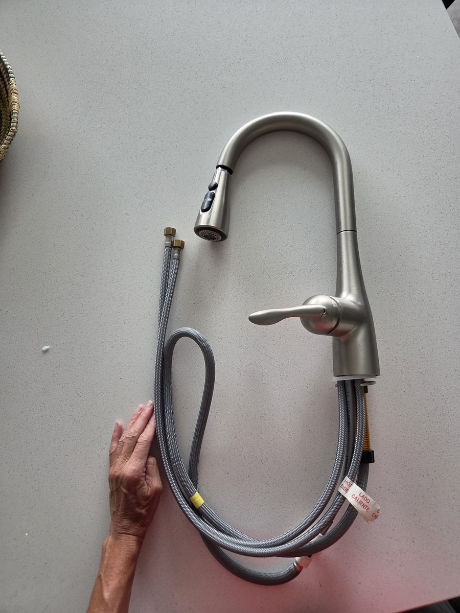 Moen Pull-Down Faucet (Spot Resist/Brushed Nickel)