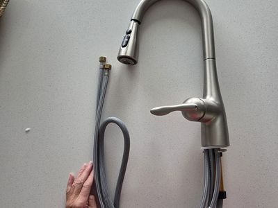 Moen Pull-Down Faucet (Spot Resist/Brushed Nickel)
