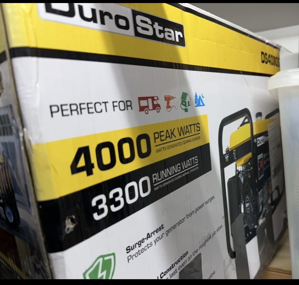 DuroStar DS4000S 4000W Portable Generator – New in Box, Never Used
