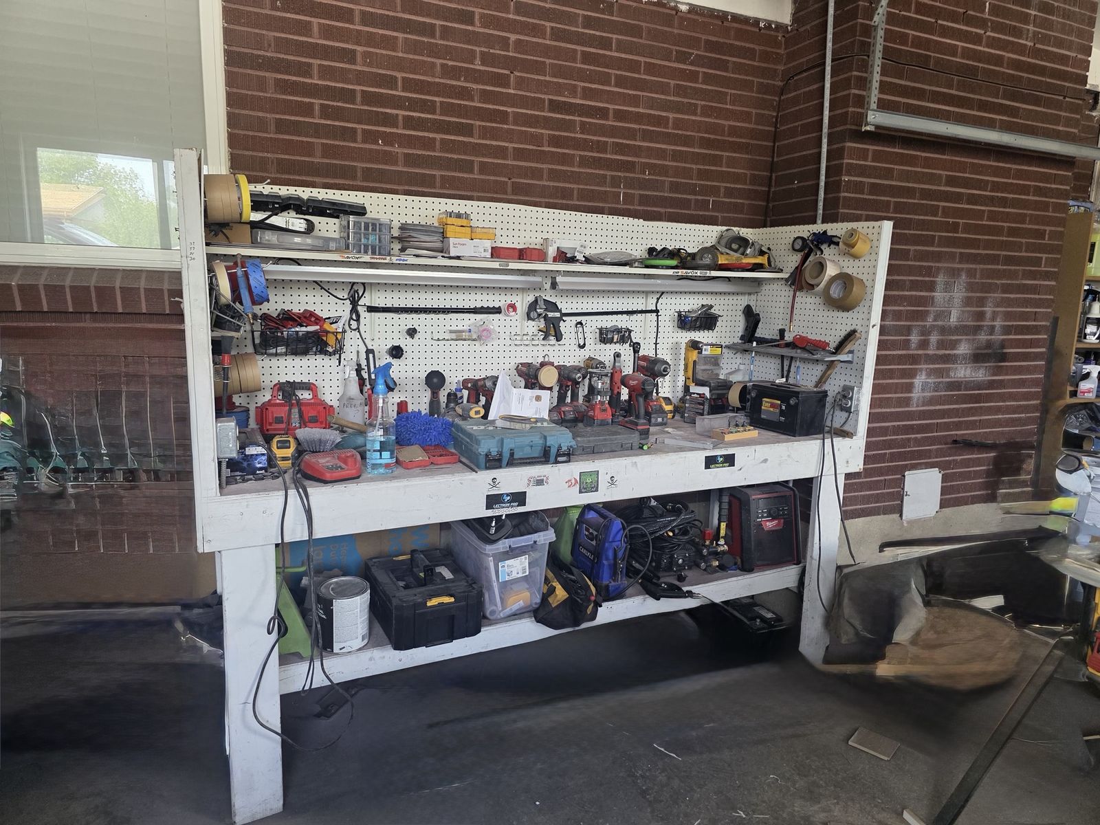 Work bench