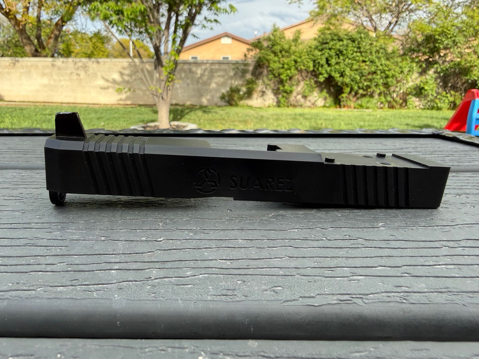 Suarez V4 Complete Glock 19 Gen 3 Slide – DeltaPoint Pro Cut