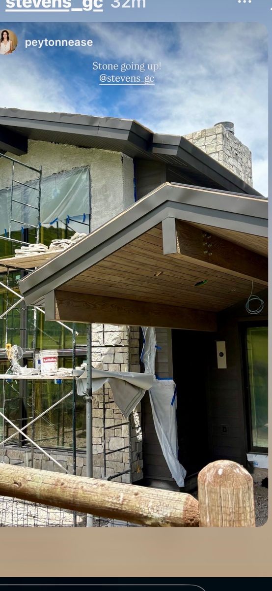Main image 4