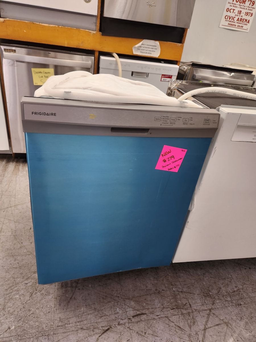 BRAND NEW! FRIGIDAIRE STAINLESS STEEL DISHWASHER!