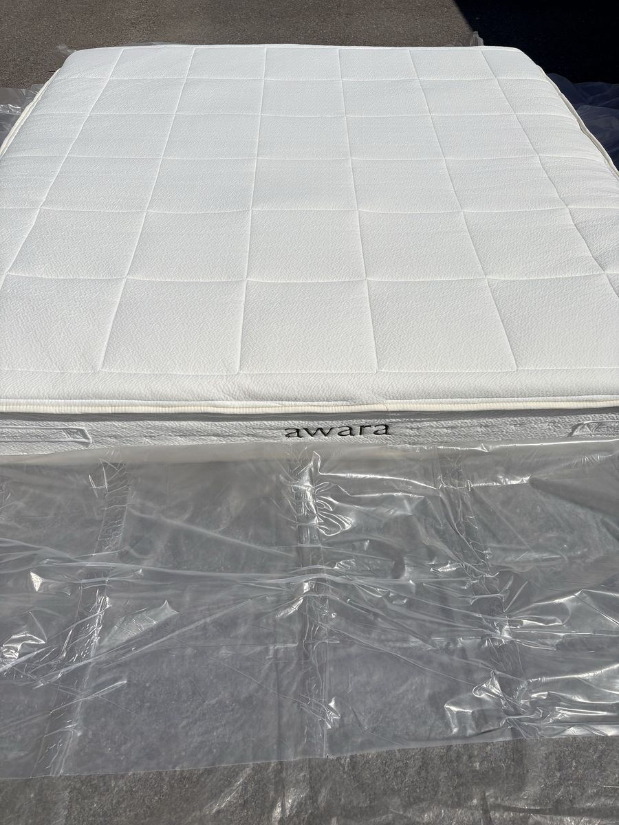 Awara Natural Hybrid King Mattress