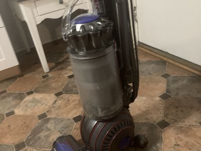Dyson Ball Animal 3 Upright Vacuum Cleaner - Powerful Suction for Pet Hair - Used