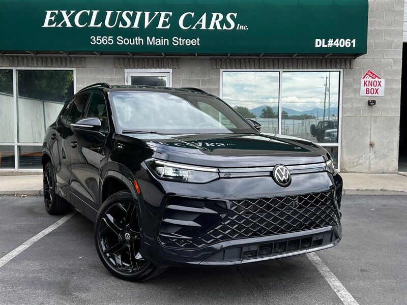 2025 Volkswagen Tiguan SE R-Line Black 4Motion