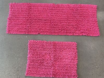 Bright Pink Soft Bath Mats