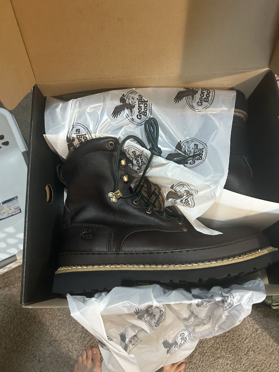 New work boots size 13