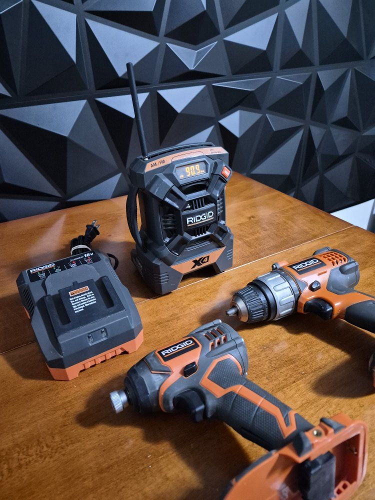 RIDGID IMPACT DRILL MODEL R86034 TOOL, RIDGID drill 18v R86007 TOOL, RIDGID
18-Volt Cordless Mini Radio AM-FM/ Aux input, Charge
