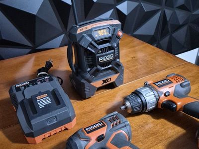 RIDGID IMPACT DRILL MODEL R86034 TOOL, RIDGID drill 18v R86007 TOOL, RIDGID
18-Volt Cordless Mini Radio AM-FM/ Aux input, Charge