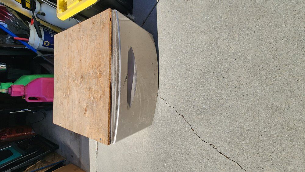 toolbox pedestal