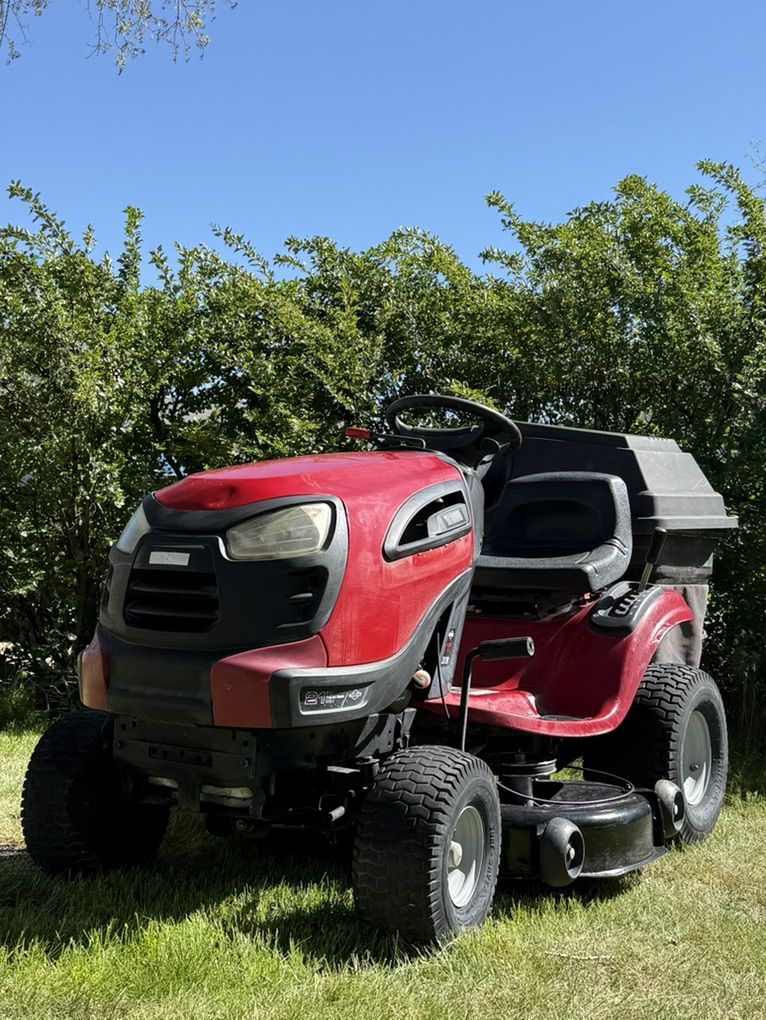 Craftsmans Riding Lawn Mower