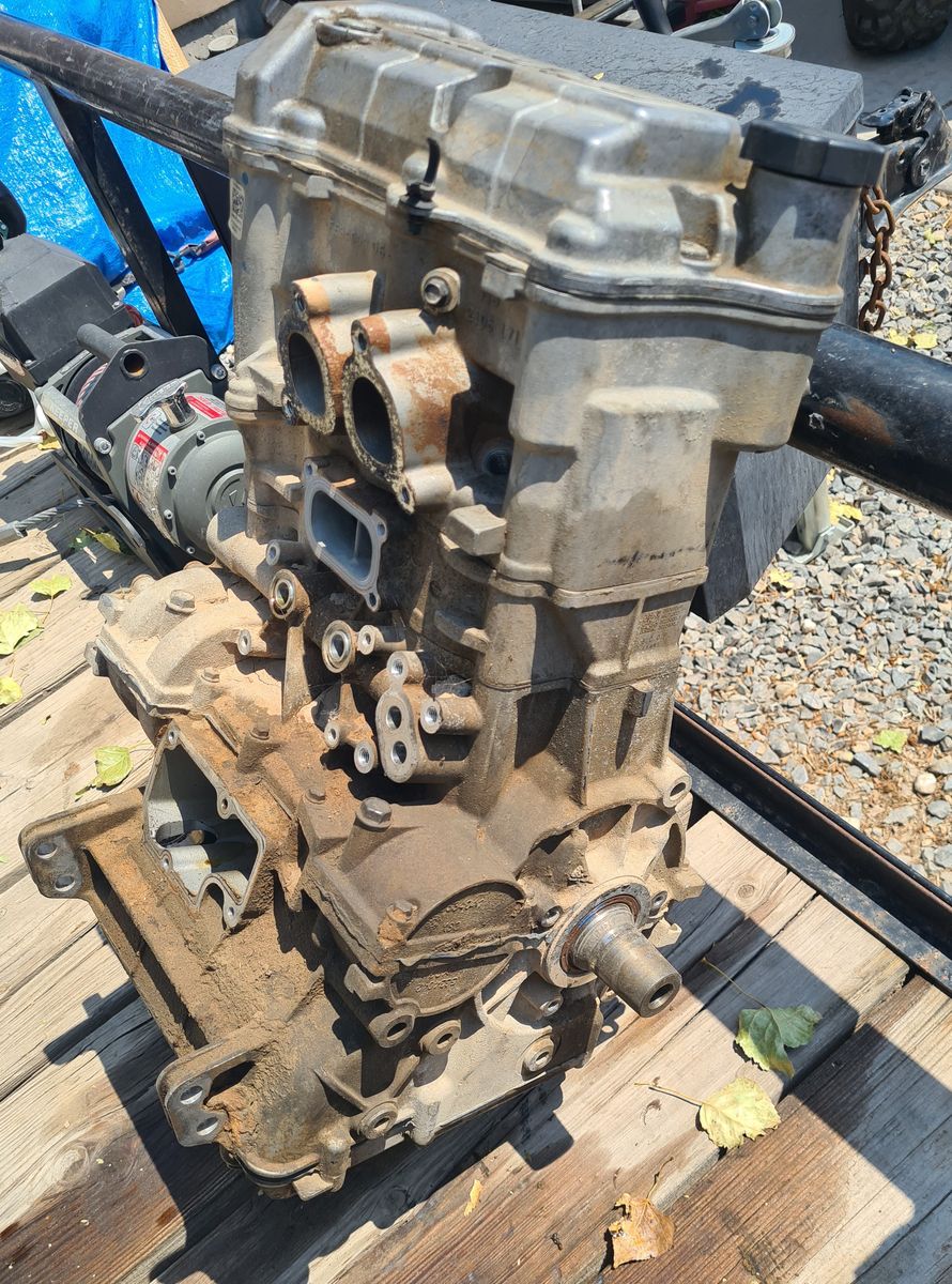 Main image 3
