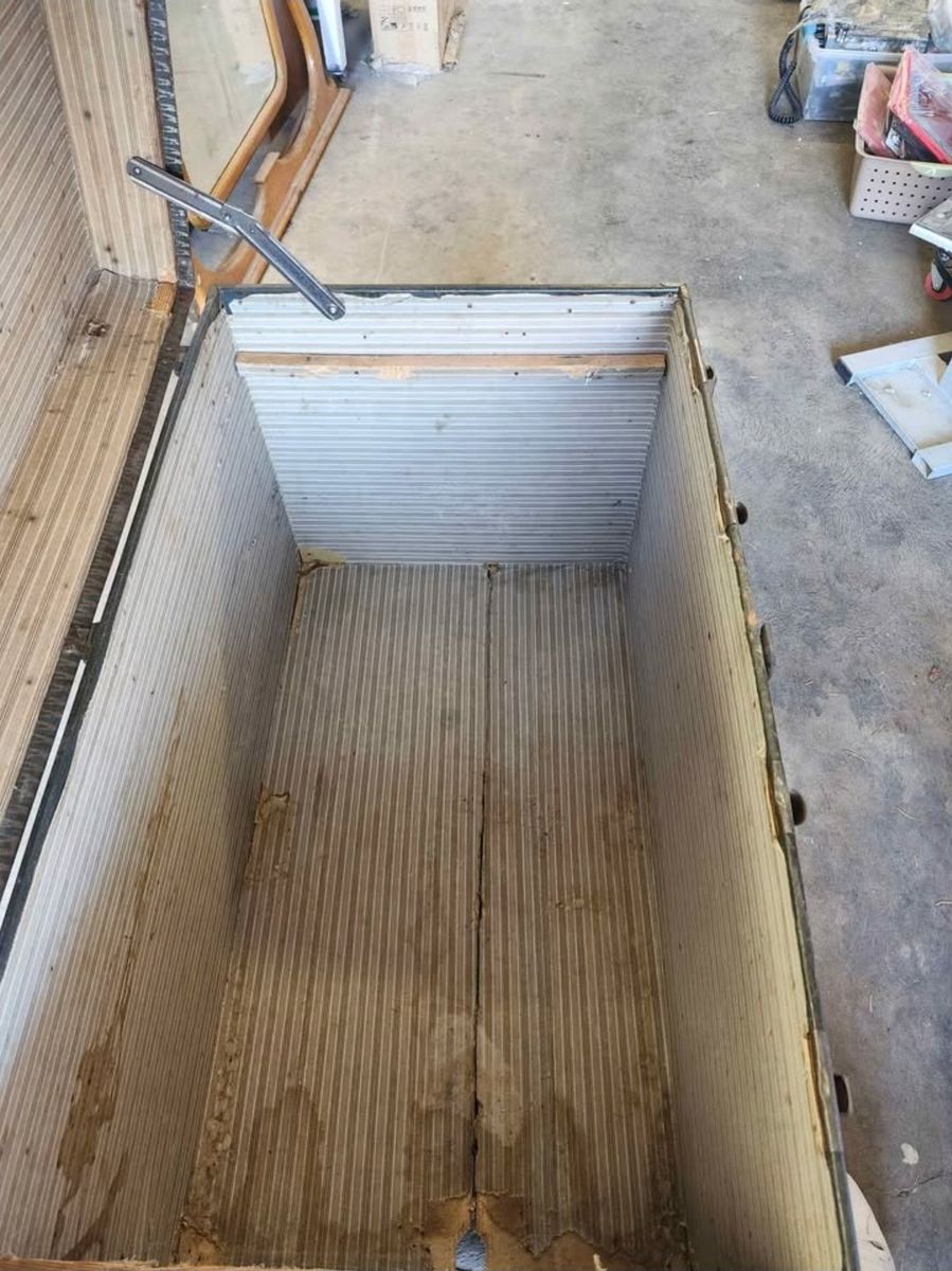 Main image 5