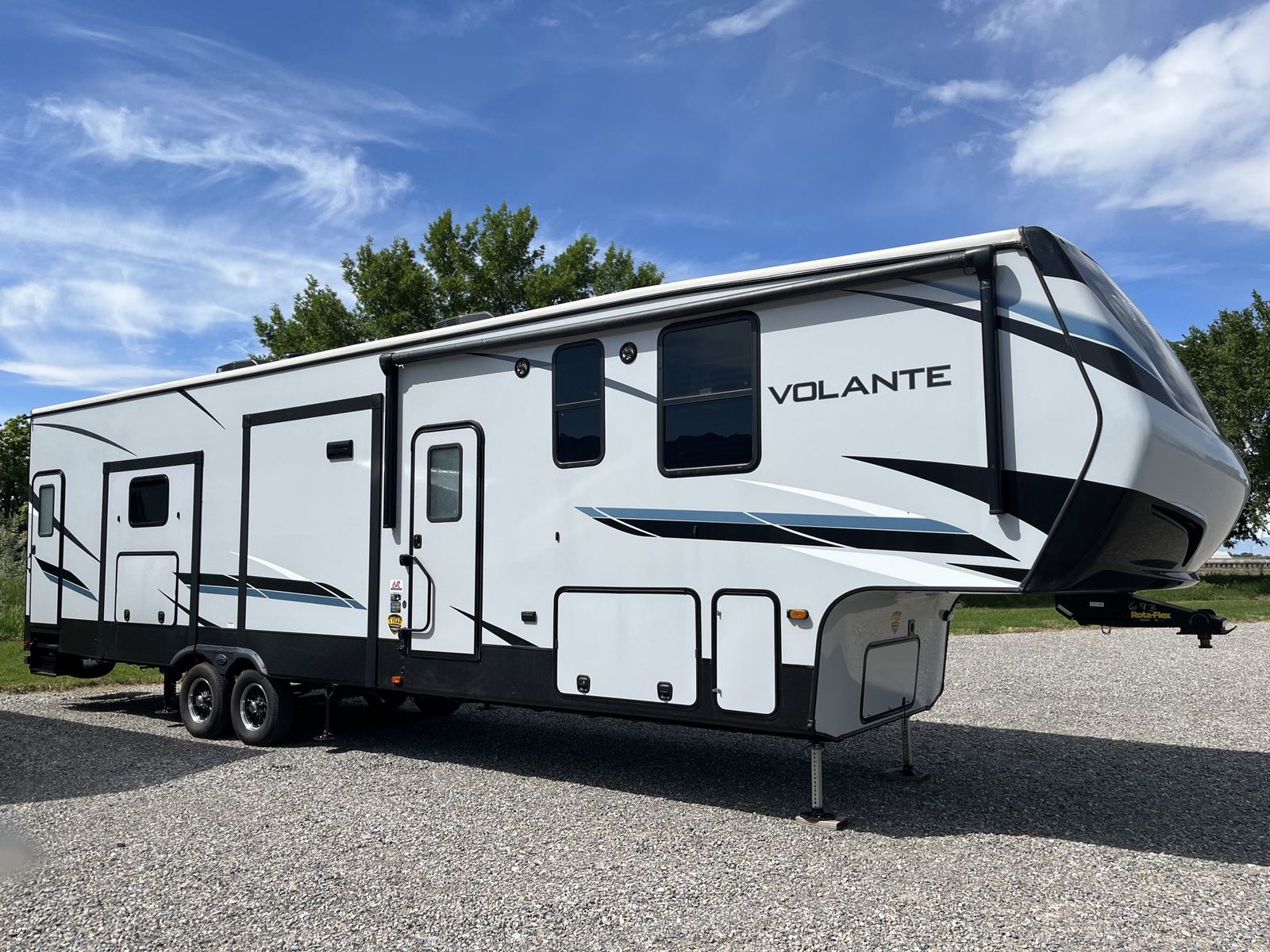 2021 Volante 3601LF 5th Wheel RV