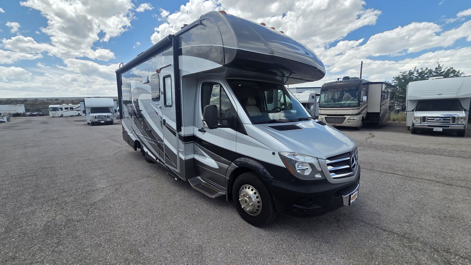 2015 Forest River Sunseeker MBS 2400S