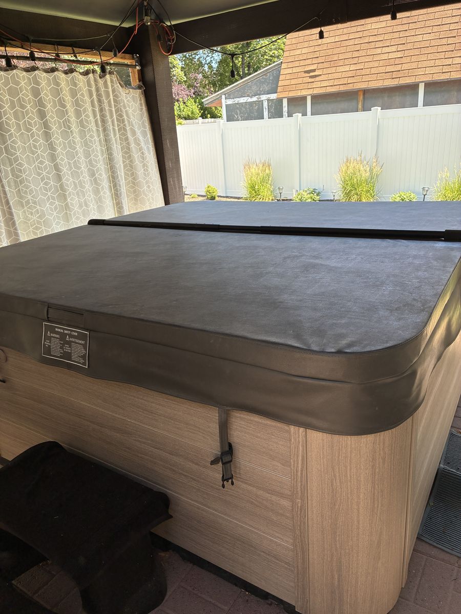 Hot Tub/spa For Sale