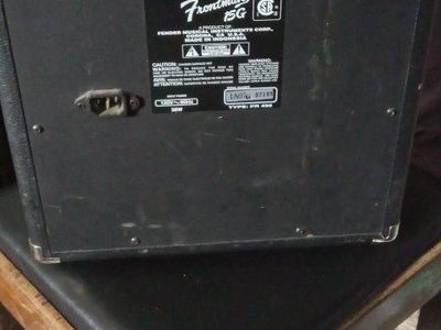 Fender Frontman 15G Guitar Combo Amplifier - 15W, Solid State, Practice Amp