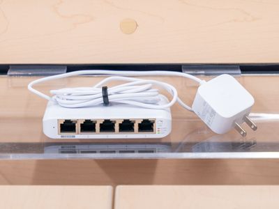 Ubiquiti Unifi Flex Mini | 5 Port Switch, powered by USB-C or PoE