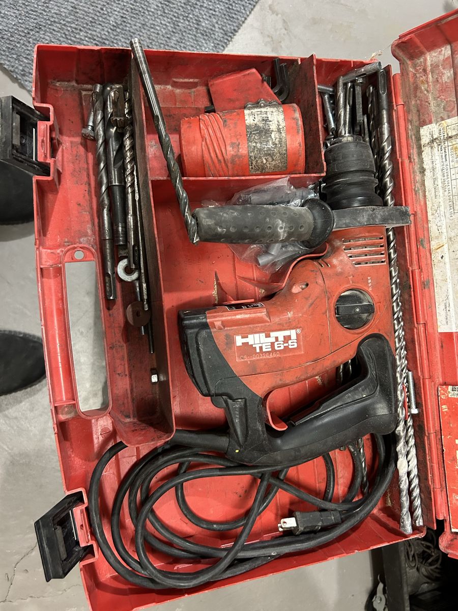 Hilti TE 6-S Corded Rotary Hammer Drill Kit with Hard Case and Drill Bits