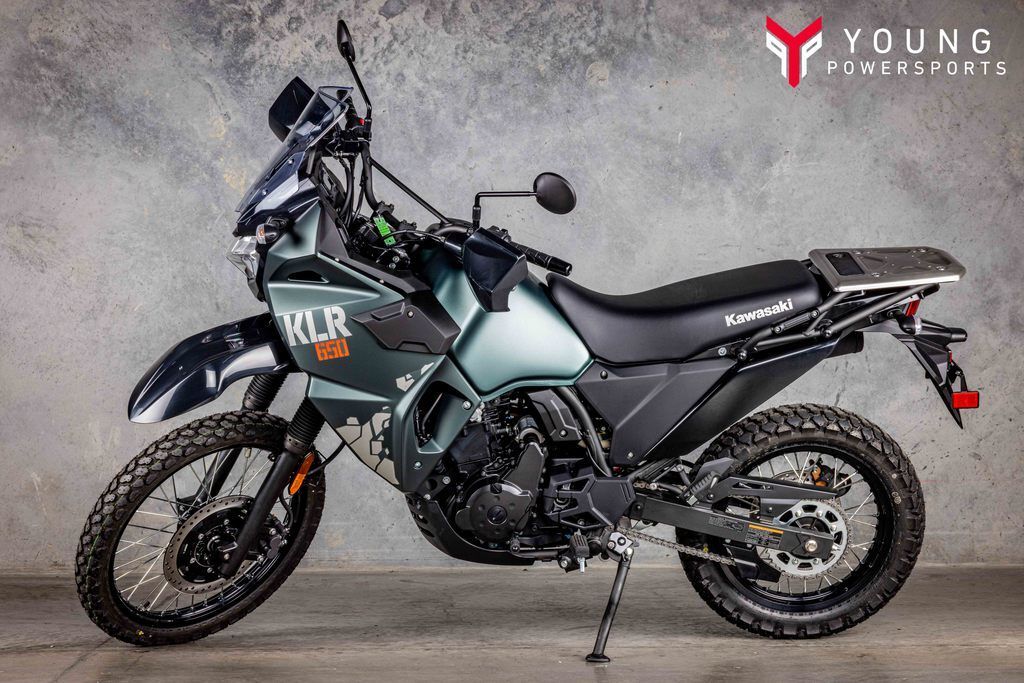 2025 Kawasaki KLR®650 Metallic Matte Old School Green