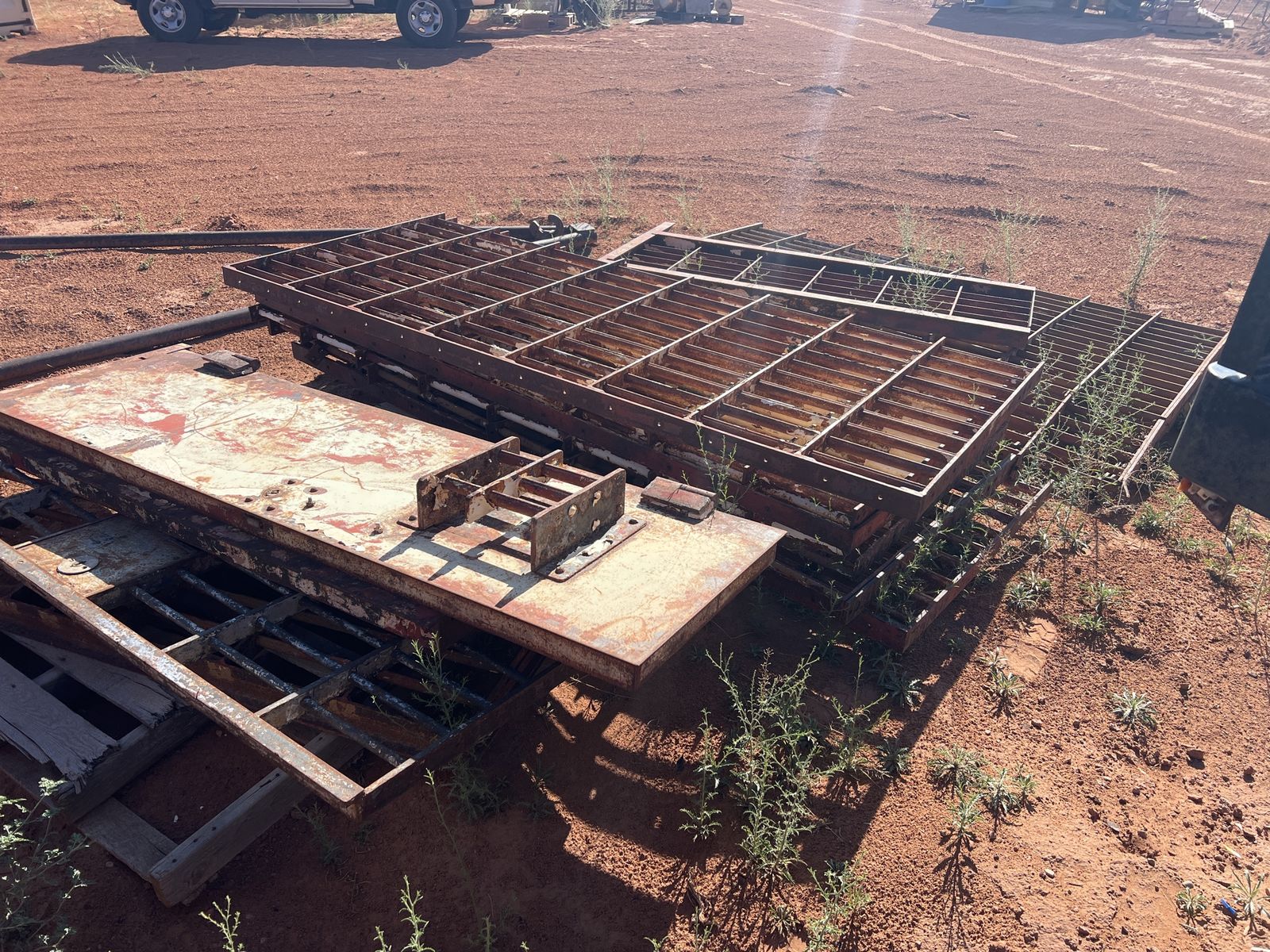 Industrial Metal Grates & Platforms - Heavy Duty, Used Condition