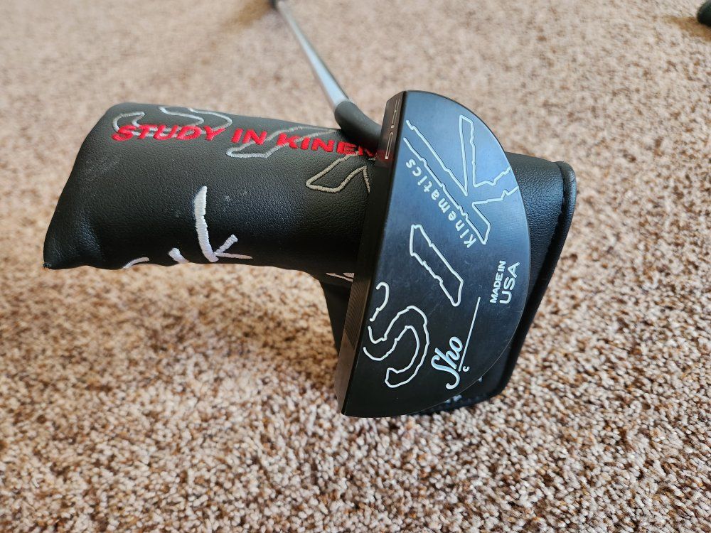 SIK Sho Kinematics Putter with Headcover and Golf Pride Grip

34"

Text with questions 801-686-8614. Item is in Layton Utah