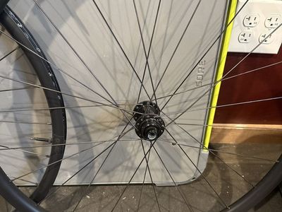 DT Swiss G540 700c Tubeless Ready Centerlock Disc Wheelset