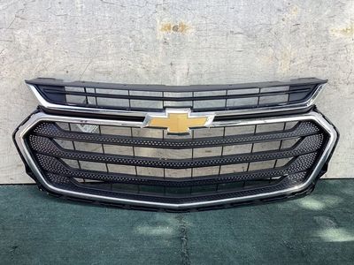 2018-2021 Chevrolet Front Grille with Chrome Trim and Gold Bowtie Emblem